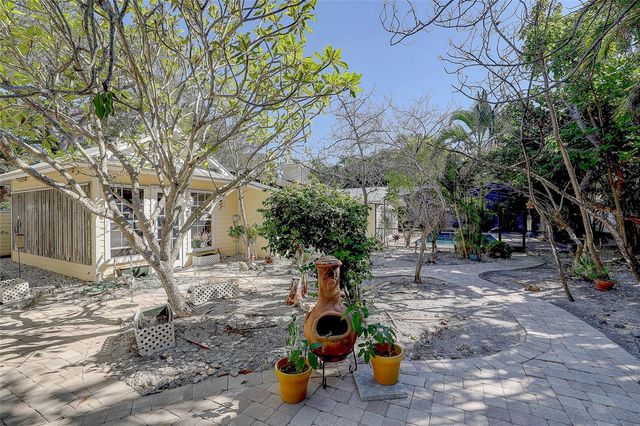 226 OGDEN STREET, Sarasota, FL 34242