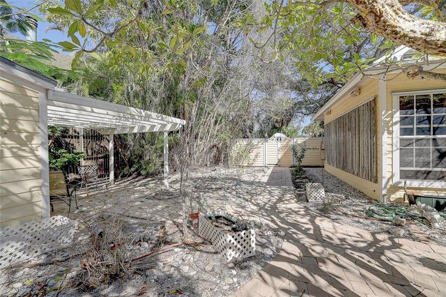 226 OGDEN STREET, Sarasota, FL 34242