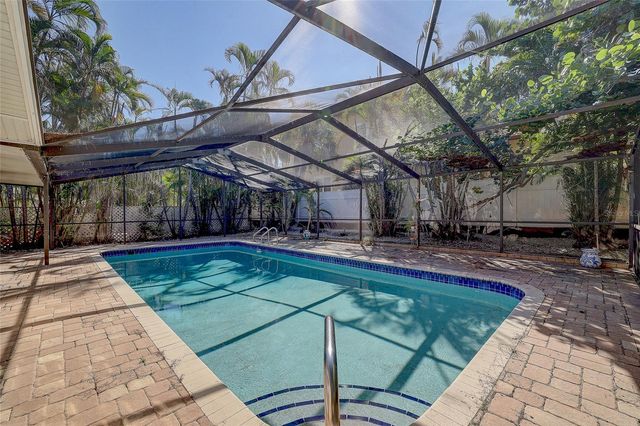 226 OGDEN STREET, Sarasota, FL 34242