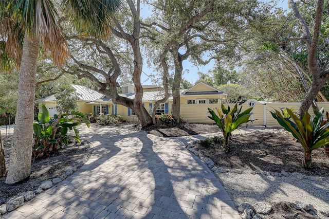 226 OGDEN STREET, Sarasota, FL 34242