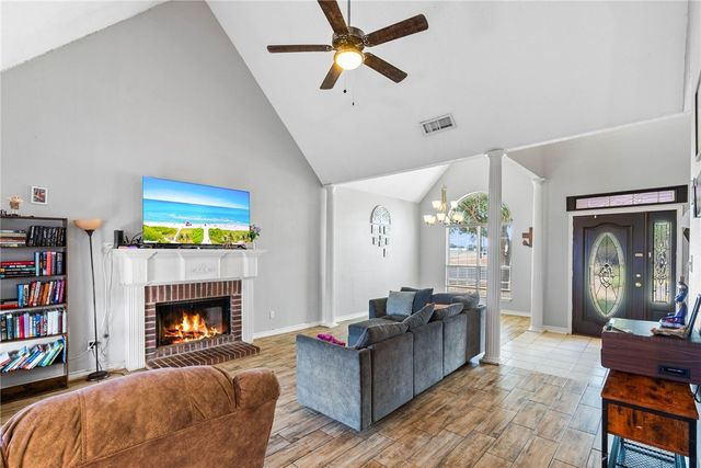 4922 Kerrville Dr, Corpus Christi, TX 78413