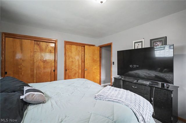 577 Geneva Avenue, Struthers, OH 44471