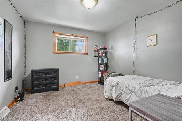 577 Geneva Avenue, Struthers, OH 44471