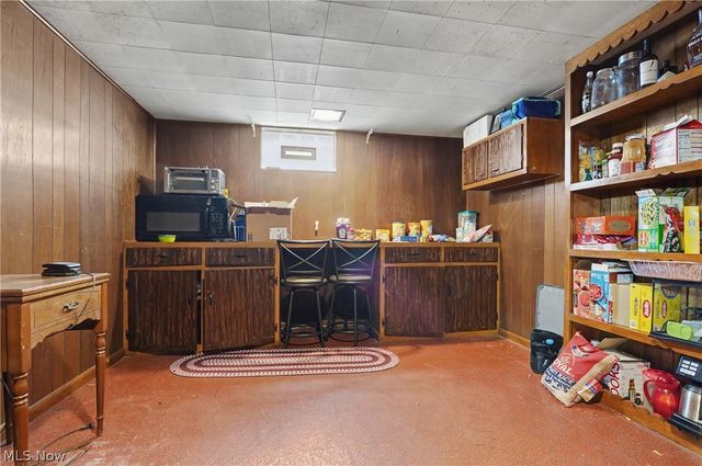 577 Geneva Avenue, Struthers, OH 44471