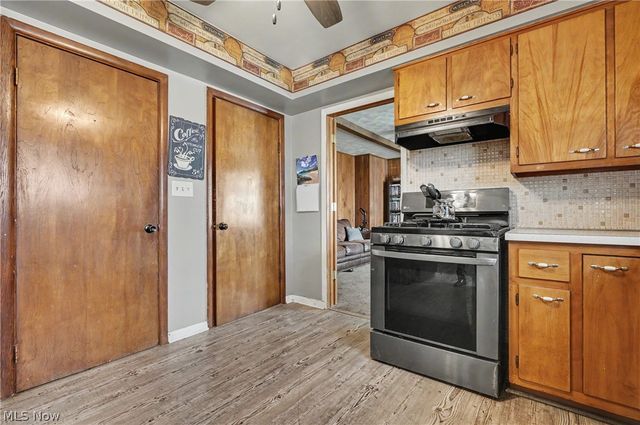 577 Geneva Avenue, Struthers, OH 44471