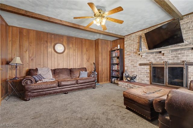 577 Geneva Avenue, Struthers, OH 44471