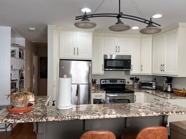 717 Azalea Street, Mount Pleasant, SC 29464