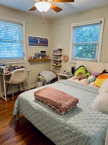 717 Azalea Street, Mount Pleasant, SC 29464