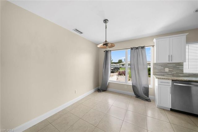 13802 2nd ST, Fort Myers, FL 33905