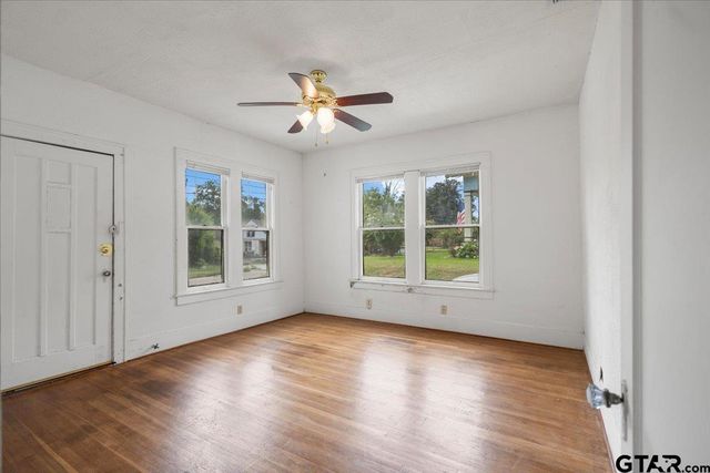817 S Kennedy, Tyler, TX 75701