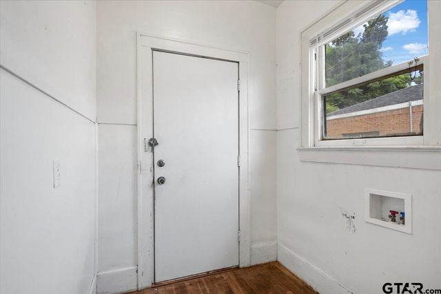 817 S Kennedy, Tyler, TX 75701