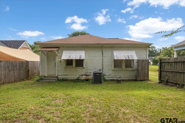 817 S Kennedy, Tyler, TX 75701