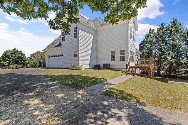 1376 Beringer Drive, Hoschton, GA 30548