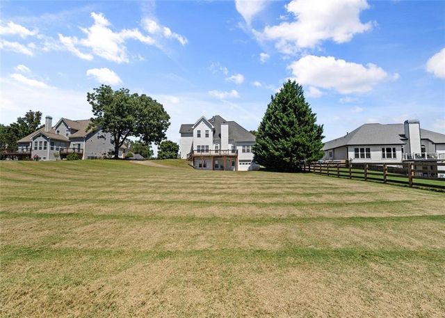 1376 Beringer Drive, Hoschton, GA 30548