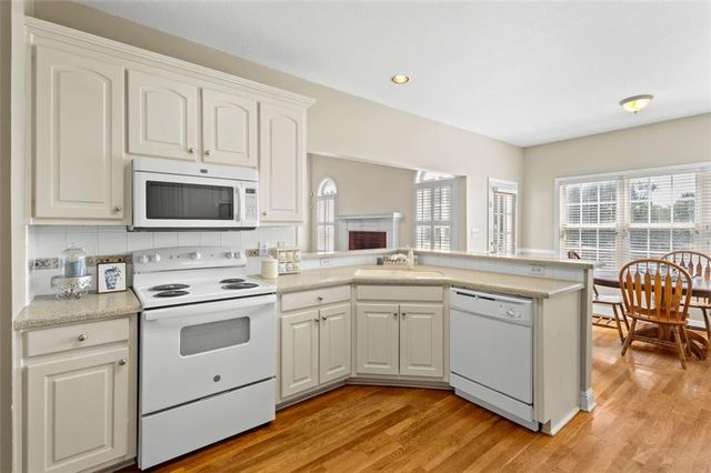 1376 Beringer Drive, Hoschton, GA 30548