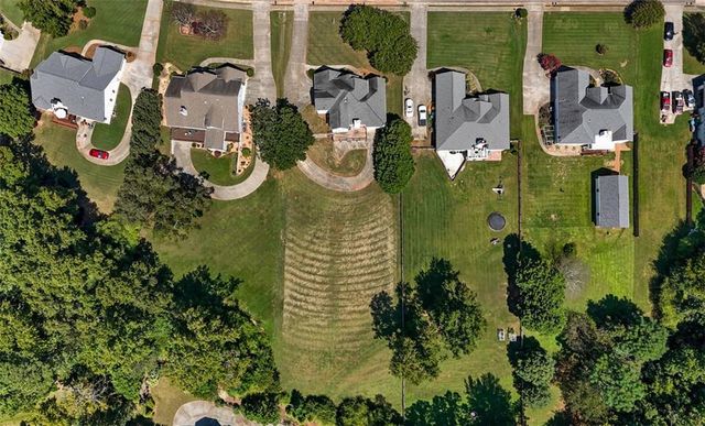 1376 Beringer Drive, Hoschton, GA 30548