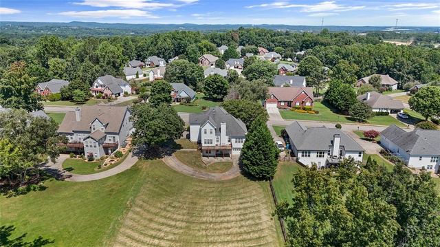 1376 Beringer Drive, Hoschton, GA 30548