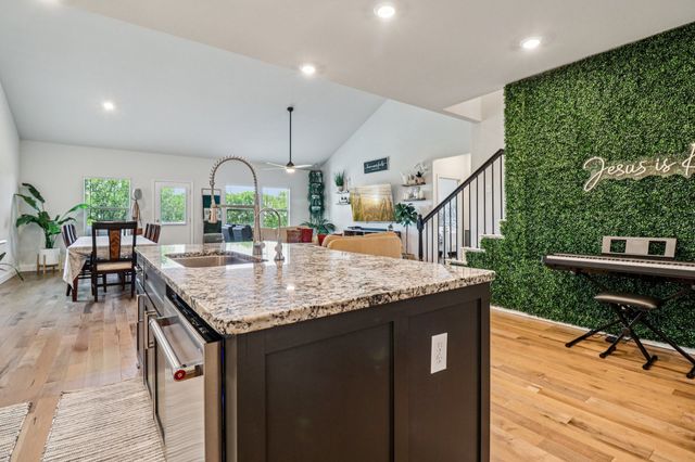 2533 Real Quiet Drive, Forney, TX 75126