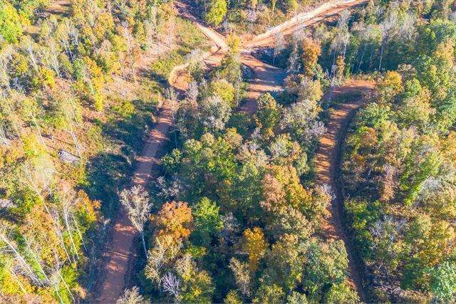 975 Weakley Creek Road, Lawrenceburg, TN 38464