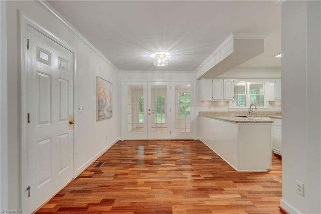 200 Stafford Oak Drive, Jamestown, NC 27282