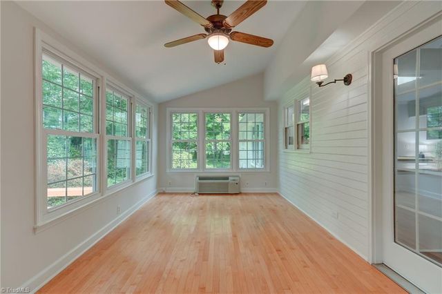 200 Stafford Oak Drive, Jamestown, NC 27282