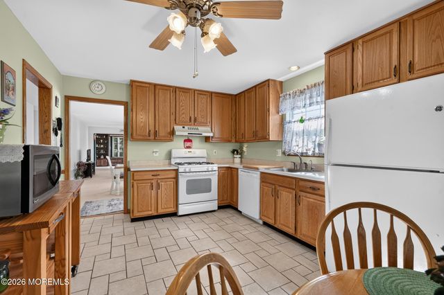 105 Valley Forge Drive, Little Egg Harbor, NJ 08087
