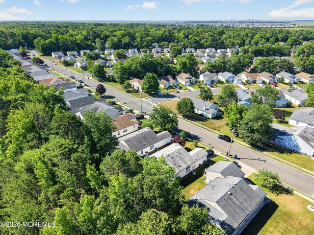 105 Valley Forge Drive, Little Egg Harbor, NJ 08087