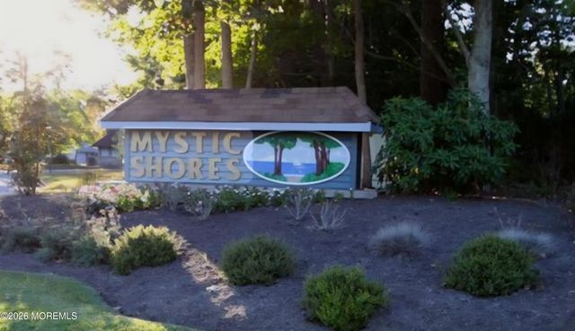105 Valley Forge Drive, Little Egg Harbor, NJ 08087