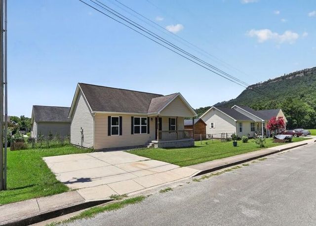 419 W 2nd Street, Jasper, TN 37347