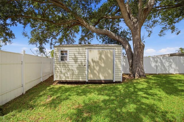 1511 4TH STREET SW, Largo, FL 33770