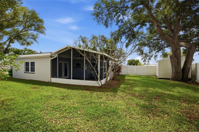 1511 4TH STREET SW, Largo, FL 33770