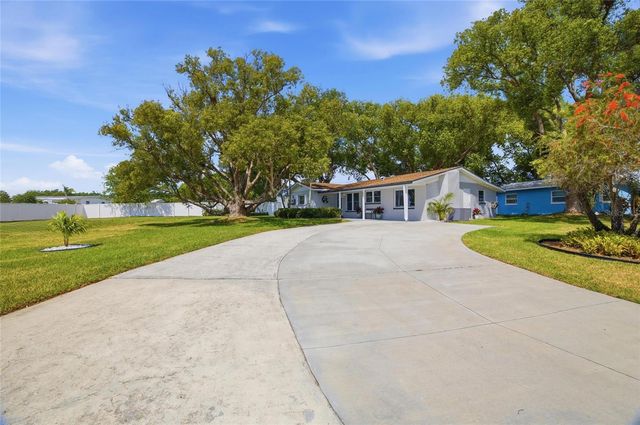 1511 4TH STREET SW, Largo, FL 33770