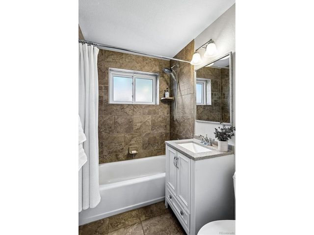 5490 Garland St, Arvada, CO 80002