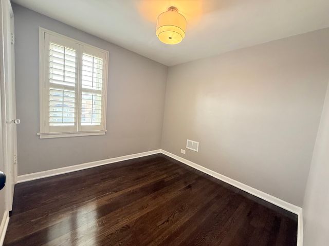 3333 S 58th Court, Cicero, IL 60804