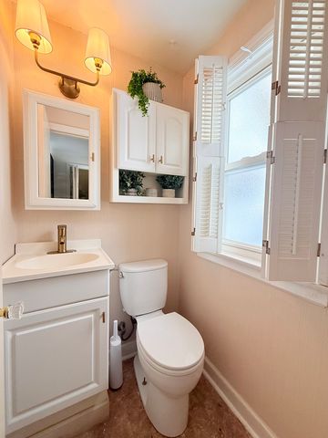 3333 S 58th Court, Cicero, IL 60804