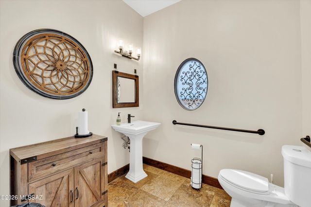 370 Elgin Road, Elgin, AZ 85611