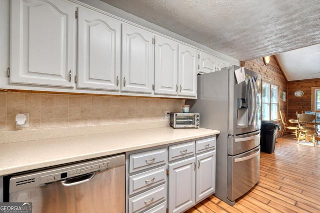 6881 Woodlake Circle, Young Harris, GA 30582