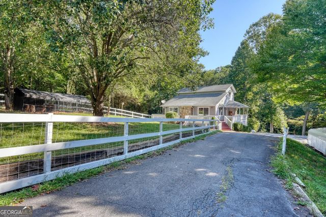 6881 Woodlake Circle, Young Harris, GA 30582