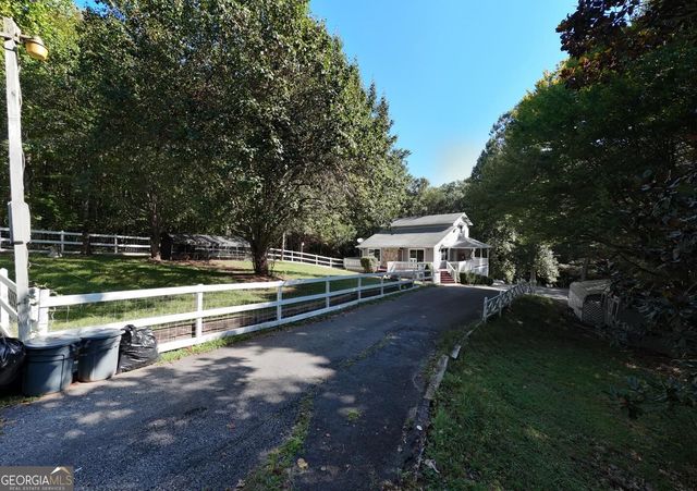 6881 Woodlake Circle, Young Harris, GA 30582