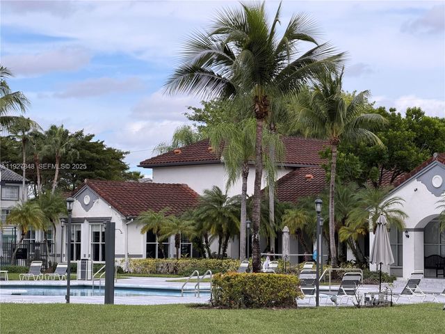 4350 NW 107th Ave 106, Doral, FL 33178