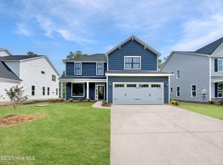 28 S Bandwheel Way, Hampstead, NC 28443