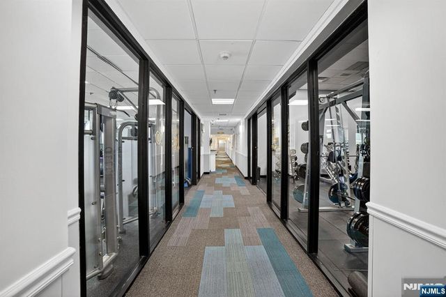 7002 JFK Blvd E 42B, Guttenberg, NJ 07093