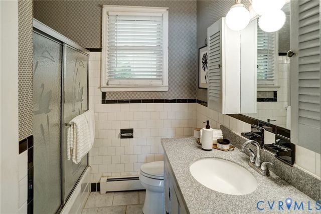 3217 Bermuda Ave, Colonial Heights, VA 23834