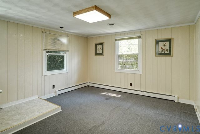 3217 Bermuda Ave, Colonial Heights, VA 23834