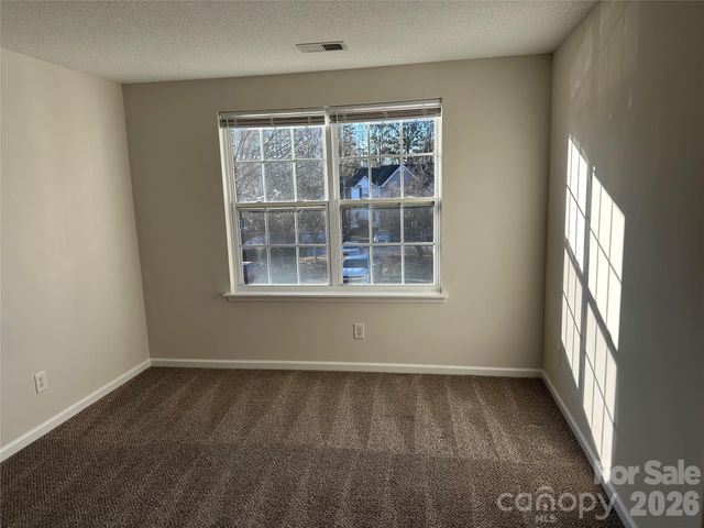 5227 Magnolia Tree Lane, Charlotte, NC 28215