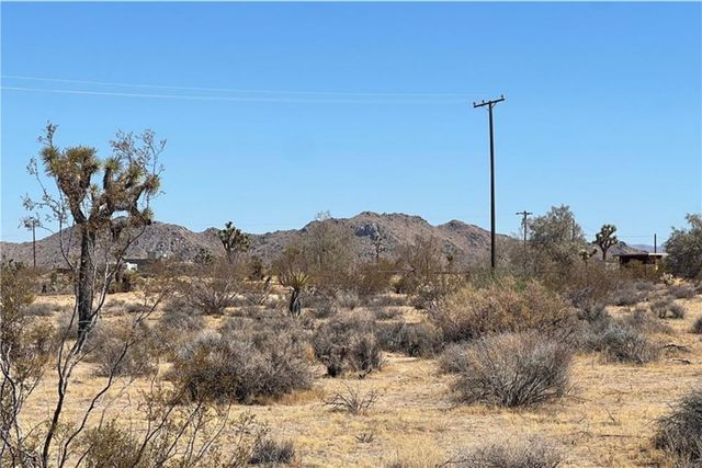 2814 Yucca Mesa, Yucca Valley, CA 92284