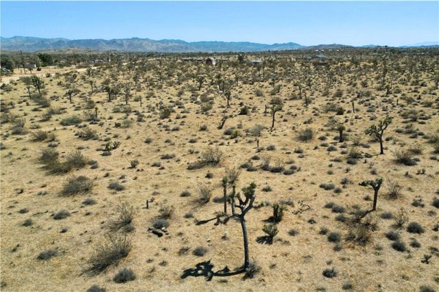 2814 Yucca Mesa, Yucca Valley, CA 92284