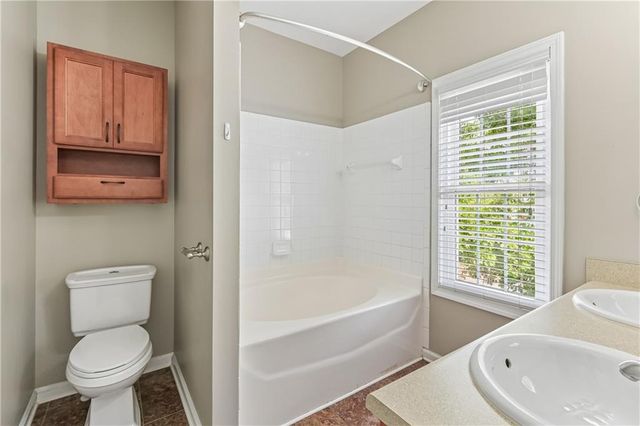 203 Valley Crossing, Canton, GA 30114