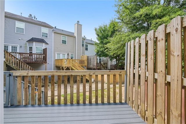 203 Valley Crossing, Canton, GA 30114
