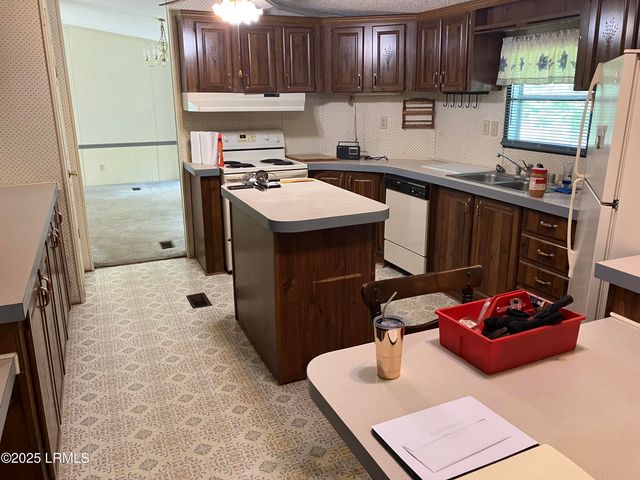 6591 Lowcountry Drive, Ridgeland, SC 29936